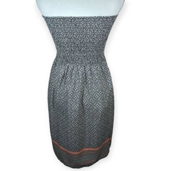 ATMOSPHERE BLACK & WHITE W/ ORANGE STRIPE STRAPLESS DRESS SZ.8 EUC. - Picture 5 of 7